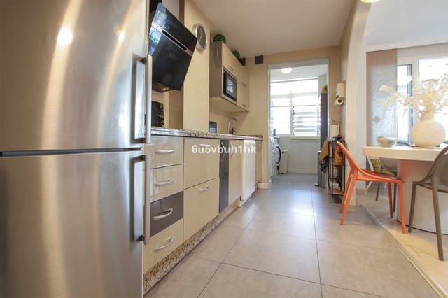 2 bedroom Apartment for sale in Las Chapas, Marbella - € 420,000 (Ref: 9508553)