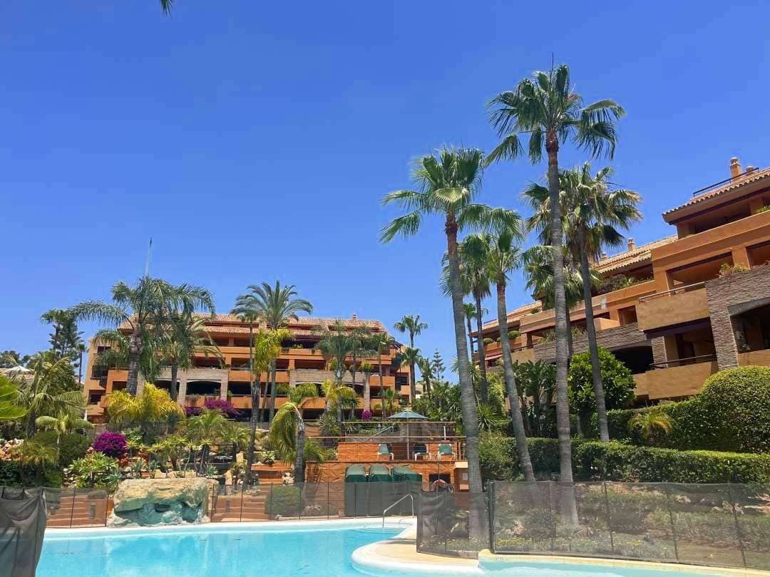 3 soverom Penthouse til salgs i Marbella - € 1 600 000 (Ref: 9508560)