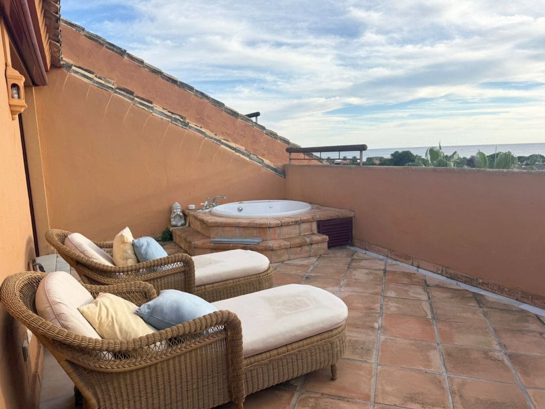 3 soverom Penthouse til salgs i Marbella - € 1 600 000 (Ref: 9508560)