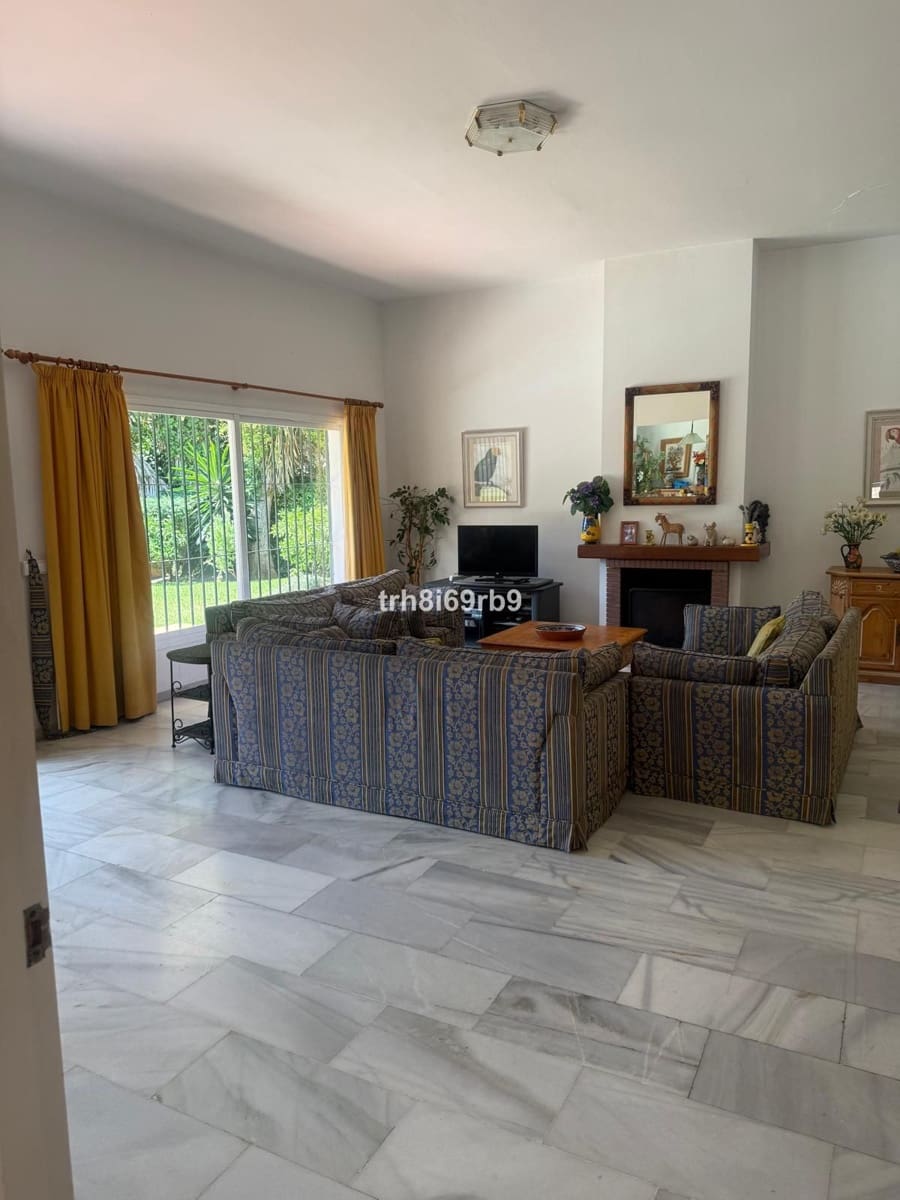 4 bedroom Villa for sale in Saladillo-Benamara - € 1,295,000 (Ref: 9508561)