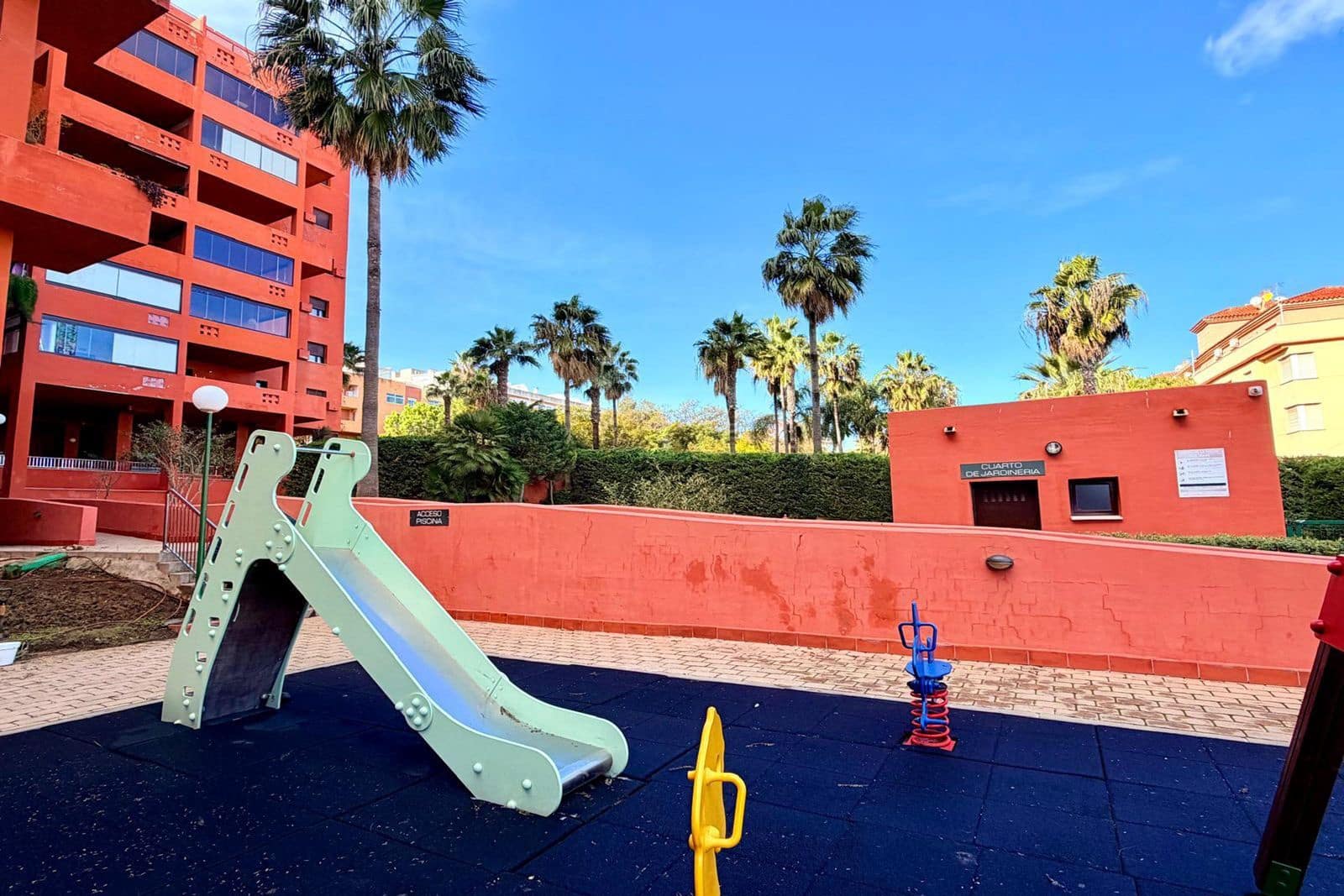 2 sypialnia Apartament na sprzedaż w Estepona - 415 000 € (Ref: 9508564)