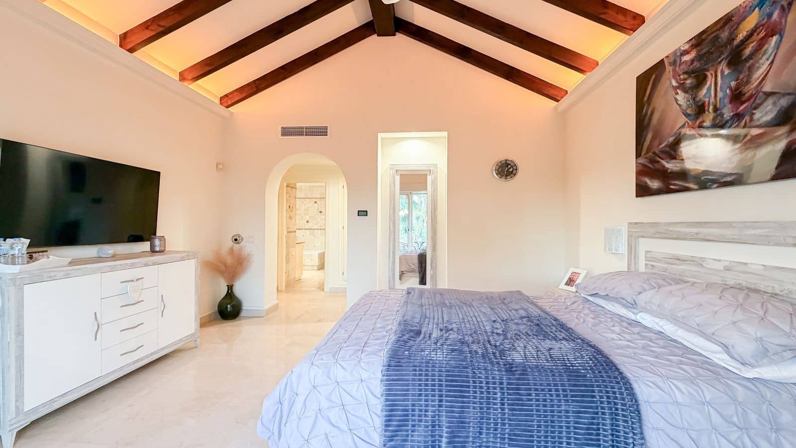 4 bedroom Villa for sale in Mijas Golf - € 1,285,000 (Ref: 9508567)