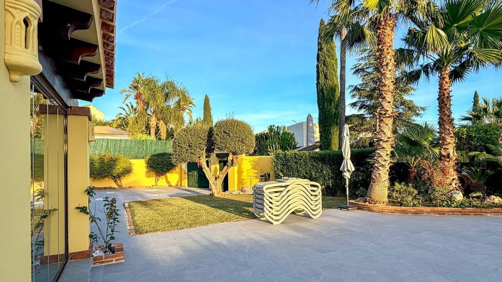 4 bedroom Villa for sale in Mijas Golf - € 1,285,000 (Ref: 9508567)