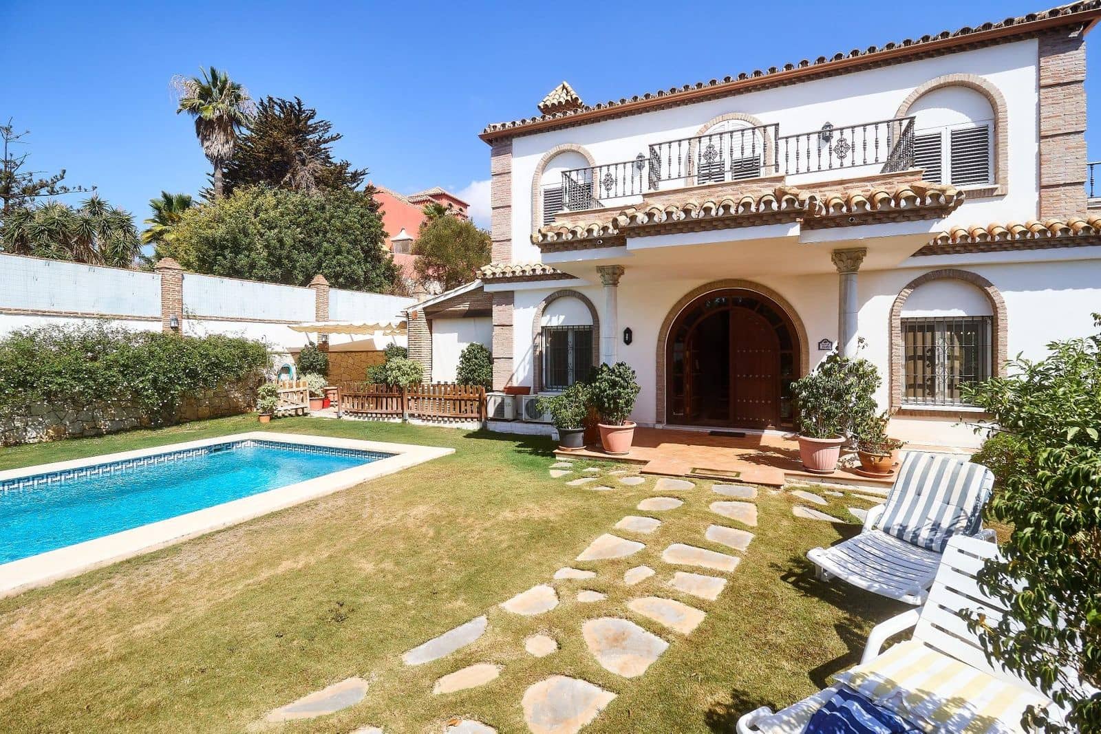 4 bedroom Villa for sale in Mijas Costa - € 1,300,000 (Ref: 9508568)