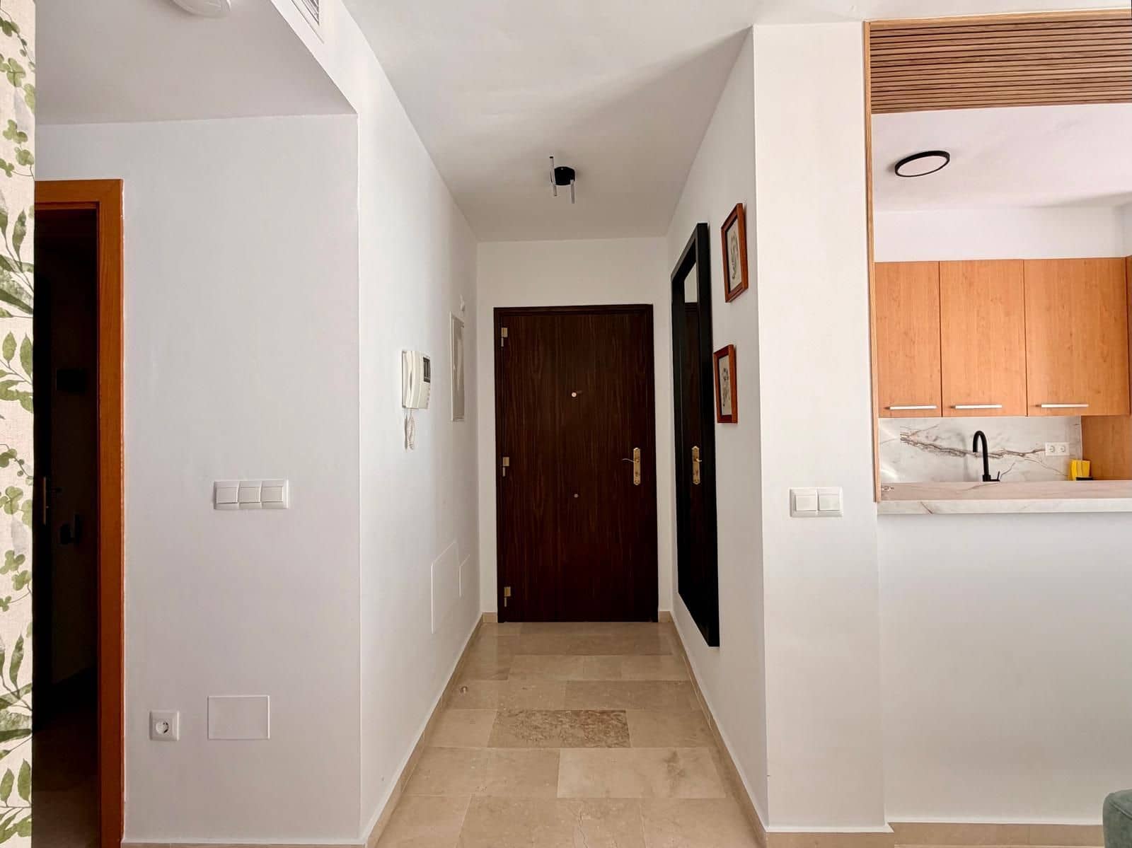 Apartamento de 2 habitaciones en Estepona en venta - 415.000 € (Ref: 9508570)