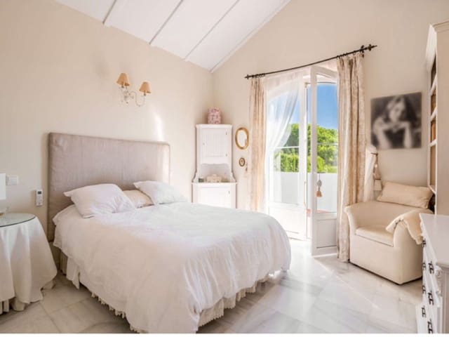 Casa de 3 habitaciones en Guadalmina Alta, Marbella en venta - 895.000 € (Ref: 9508572)