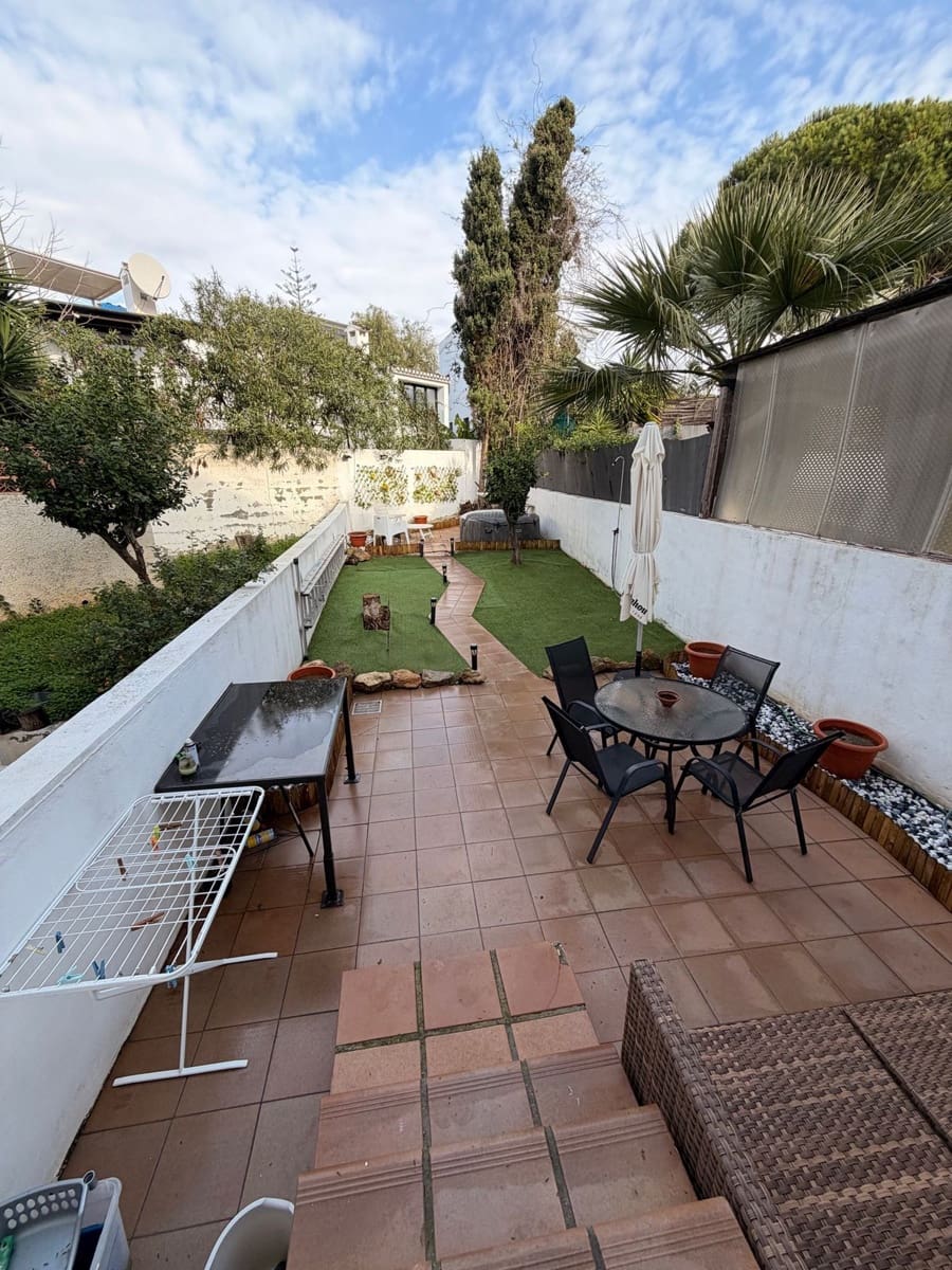 4 makuuhuone Omakotitalo myytävänä paikassa Calypso - 549 000 € (Ref: 9508585)