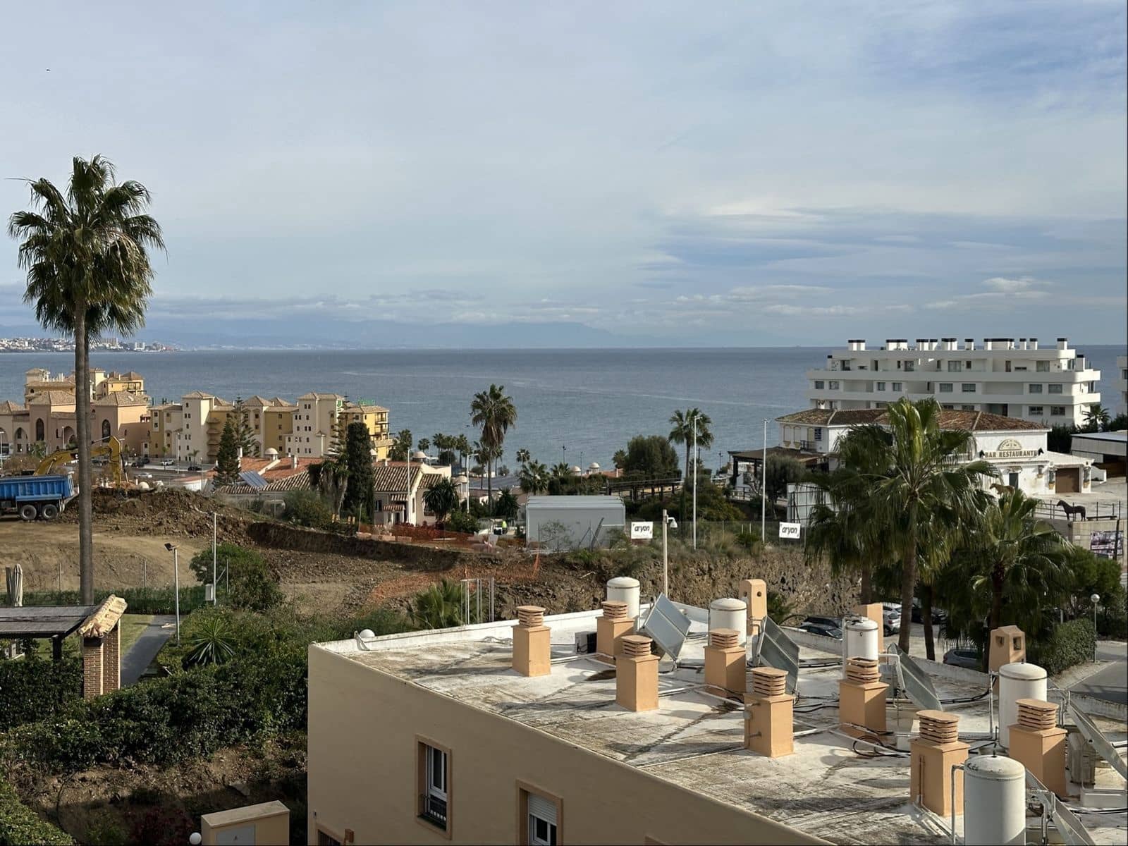 2 bedroom Townhouse for sale in Mijas Costa - € 380,000 (Ref: 9508586)