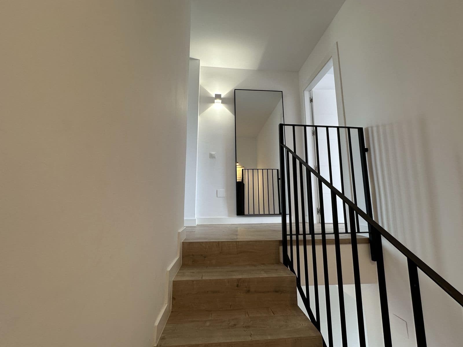 2 bedroom Townhouse for sale in Mijas Costa - € 380,000 (Ref: 9508586)