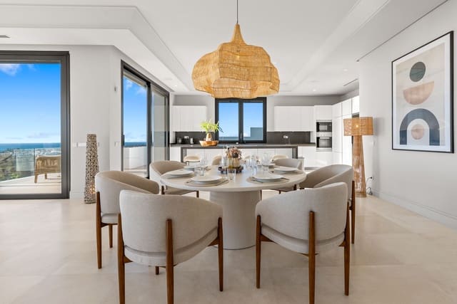 5 bedroom Villa for sale in El Paraiso, Estepona - € 4,995,000 (Ref: 9508588)