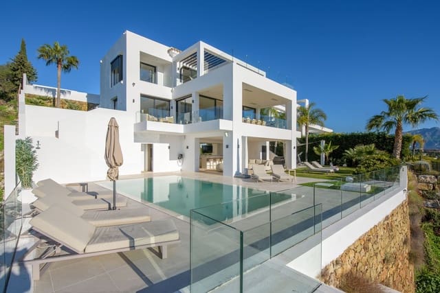 5 bedroom Villa for sale in El Paraiso, Estepona - € 4,995,000 (Ref: 9508588)