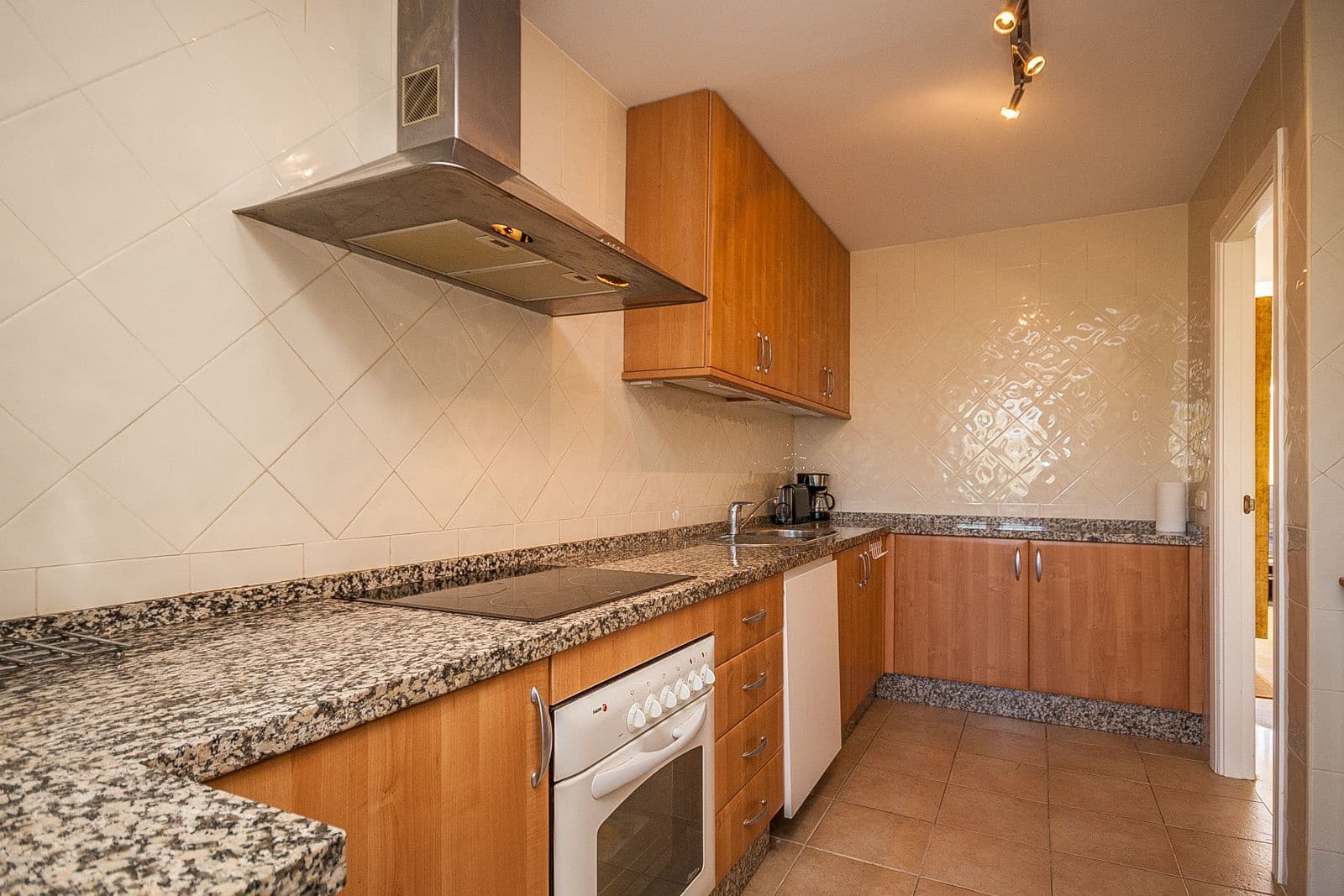 2 bedroom Penthouse for sale in Elviria - € 419,000 (Ref: 9508590)