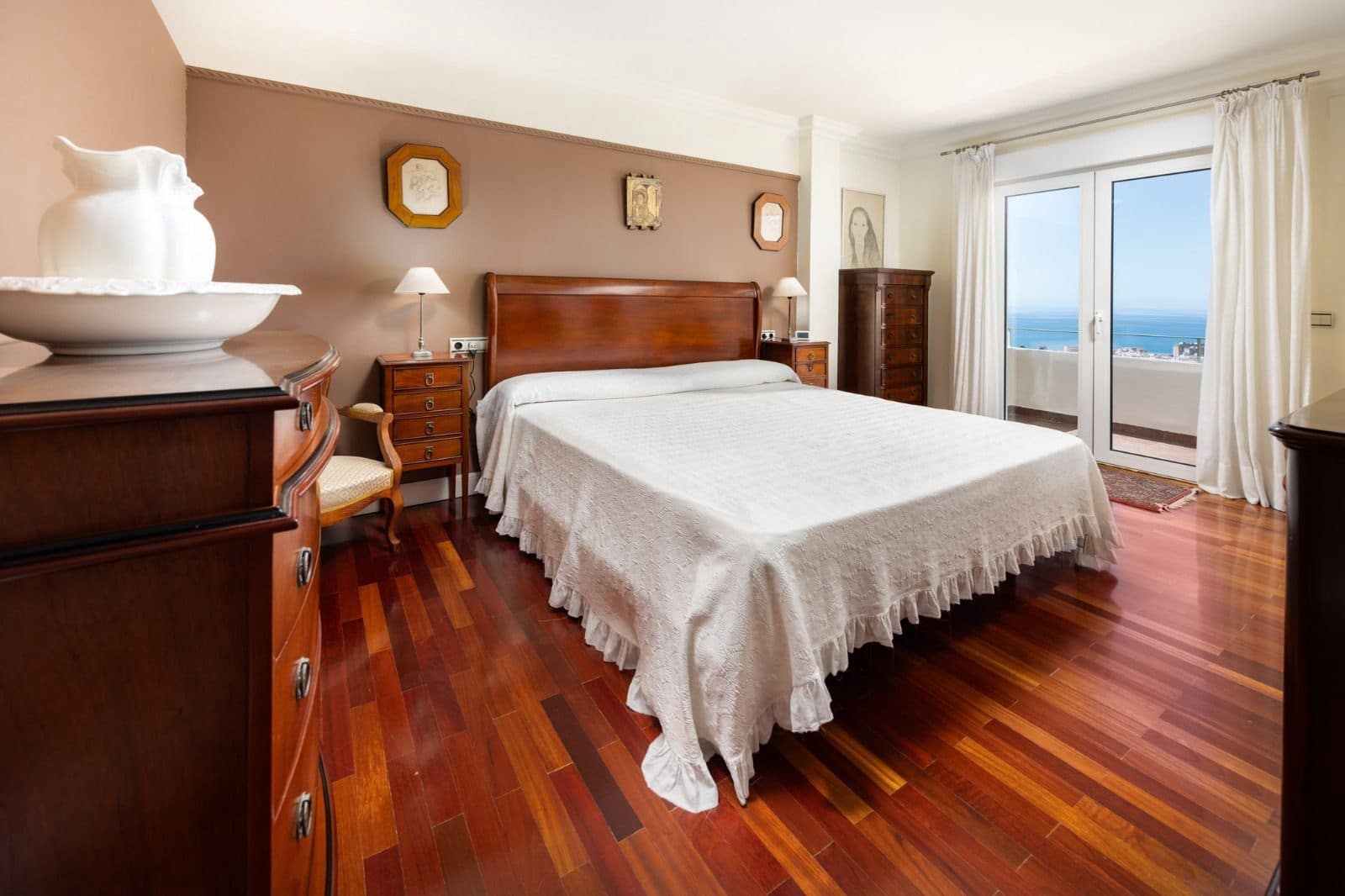 5 bedroom Villa for sale in Malaga city - € 2,500,000 (Ref: 9512113)