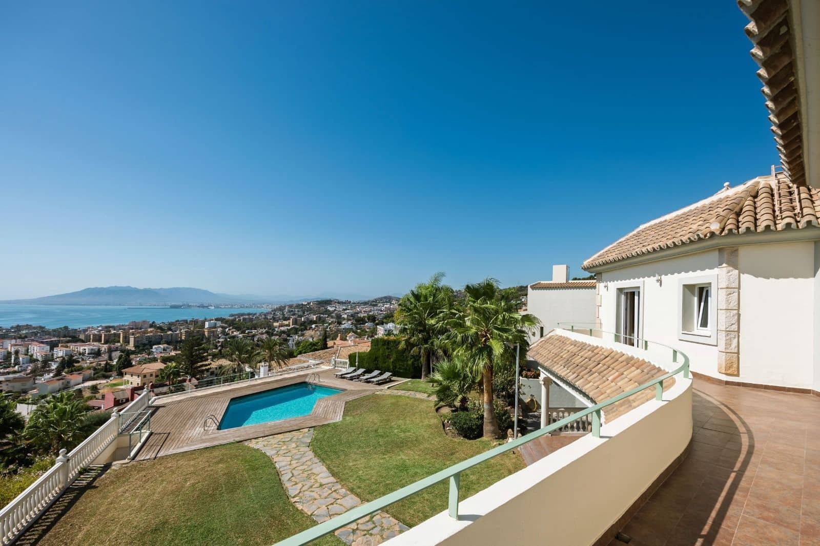 5 bedroom Villa for sale in Malaga city - € 2,500,000 (Ref: 9512113)