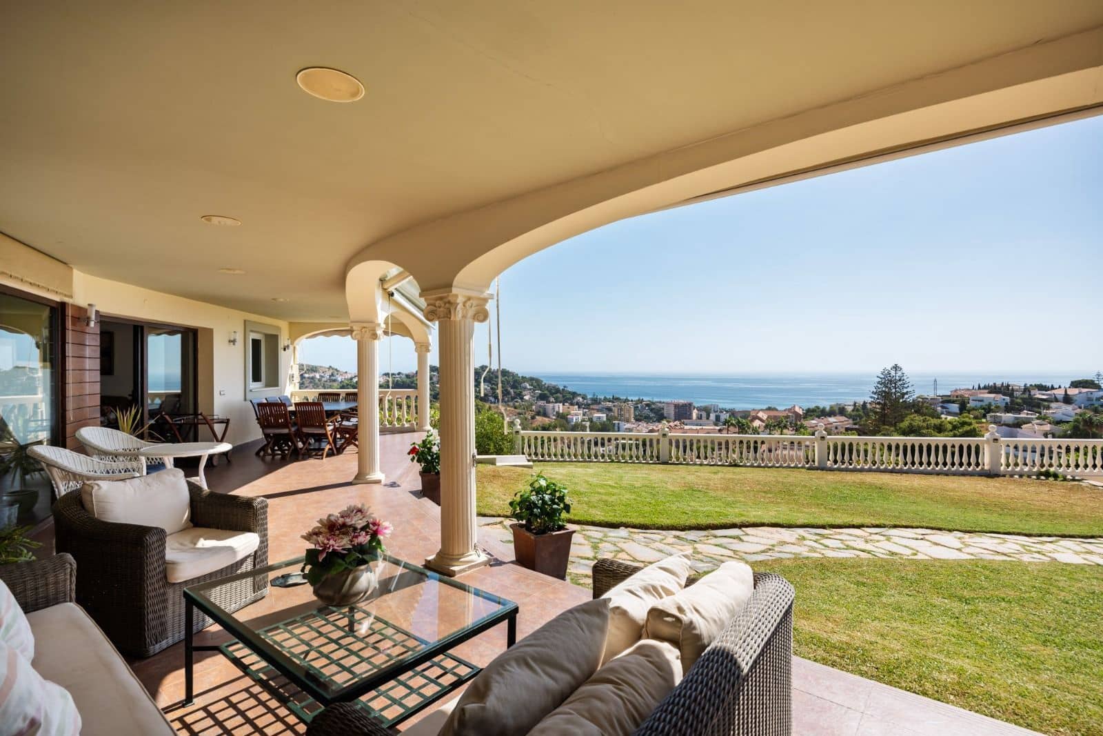 5 bedroom Villa for sale in Malaga city - € 2,500,000 (Ref: 9512113)