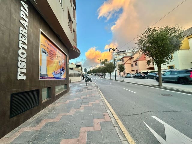 4 bedroom Business for sale in Mijas Costa, Mijas - € 1,200,000 (Ref: 9512116)