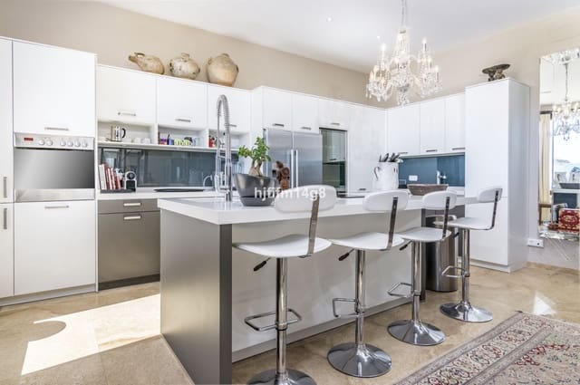 3 bedroom Townhouse for sale in La Heredia, Benahavís - € 1,430,000 (Ref: 9512120)