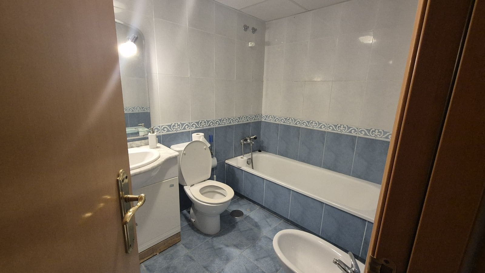 Apartamento de 2 habitaciones en Guadalmina en venta - 385.000 € (Ref: 9512121)