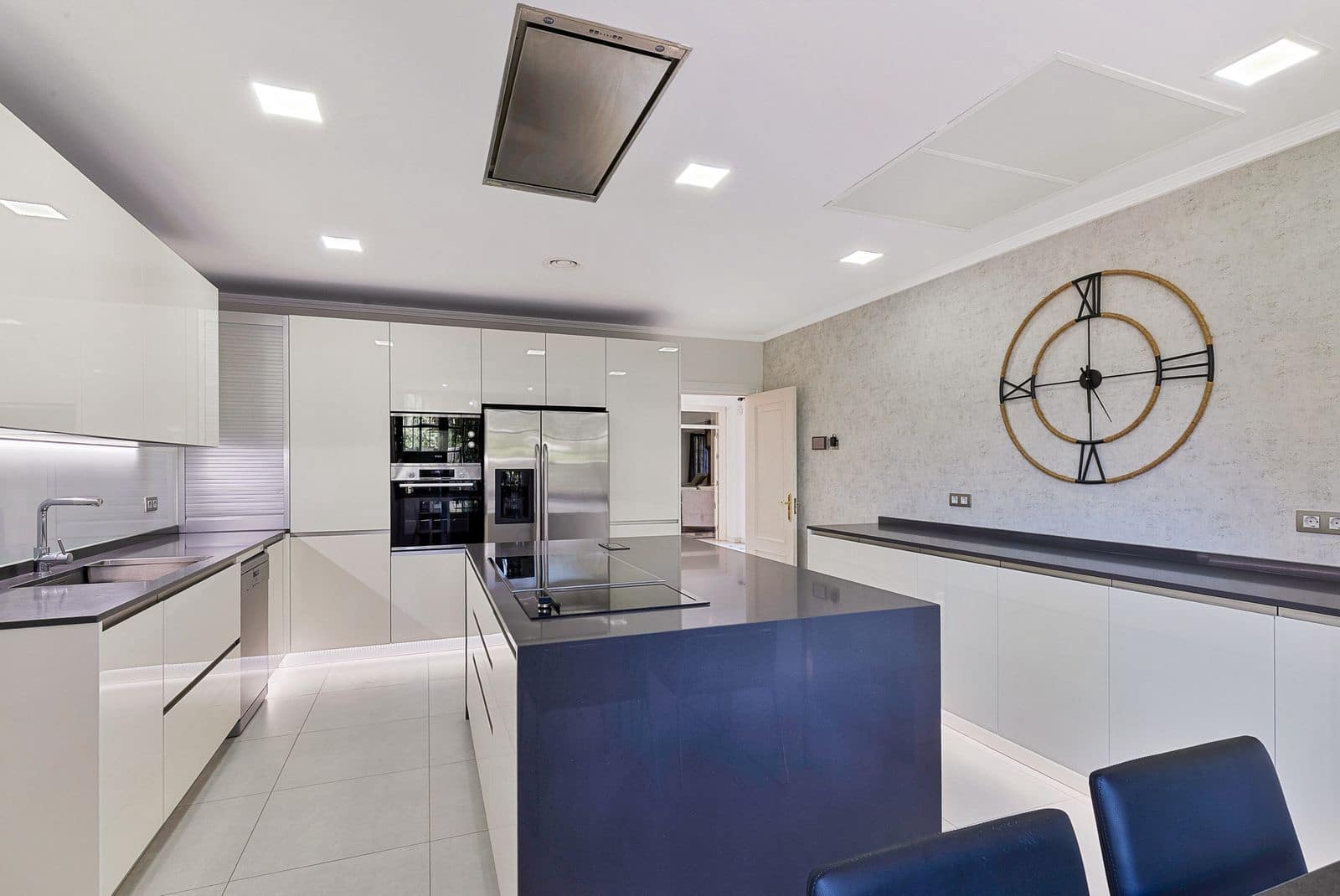 5 bedroom Villa for sale in Guadalmina - € 3,600,000 (Ref: 9512126)