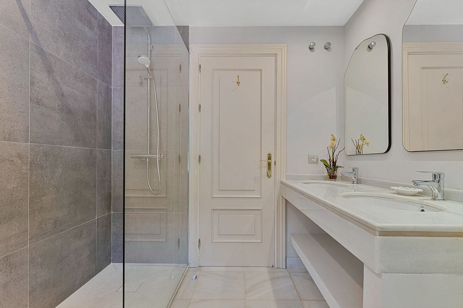 5 bedroom Villa for sale in Guadalmina - € 3,600,000 (Ref: 9512126)