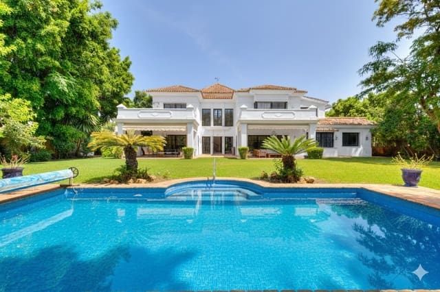 5 bedroom Villa for sale in Guadalmina Baja, Marbella - € 3,600,000 (Ref: 9512126)