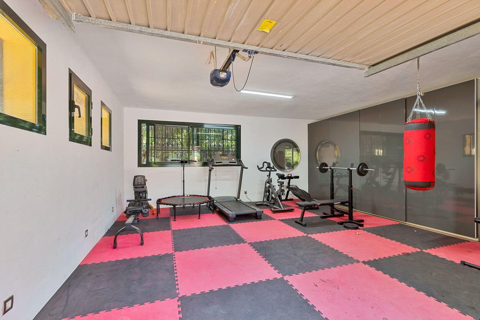 5 bedroom Villa for sale in Guadalmina - € 3,600,000 (Ref: 9512126)