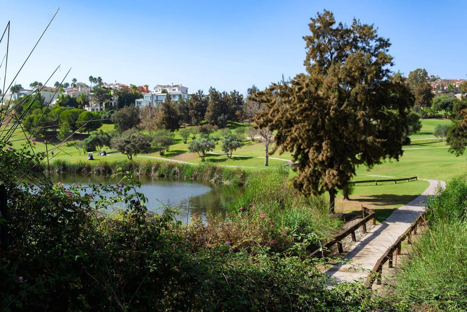 Building Plot for sale in Benahavis - € 1,375,000 (Ref: 9512138)