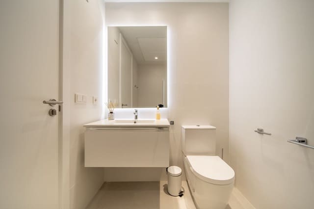 4 quarto Moradia Geminada para venda em Marbella - 2 450 000 € (Ref: 9512147)