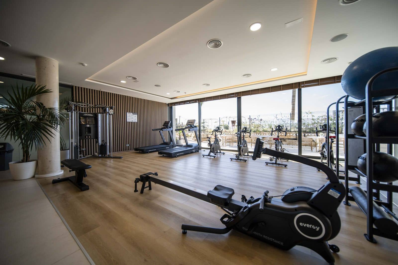 4 quarto Moradia Geminada para venda em Marbella - 2 450 000 € (Ref: 9512147)