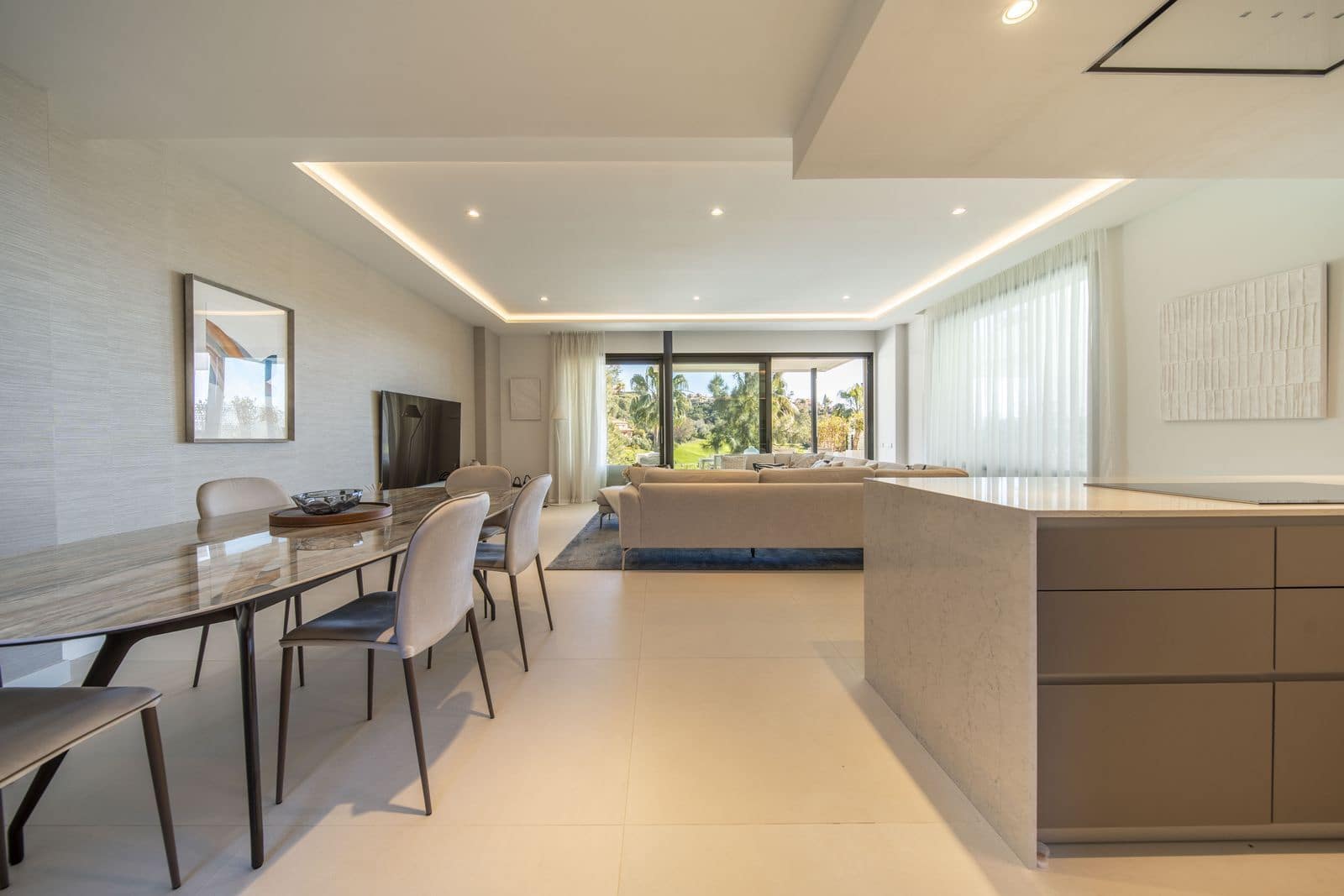 4 quarto Moradia Geminada para venda em Marbella - 2 450 000 € (Ref: 9512147)