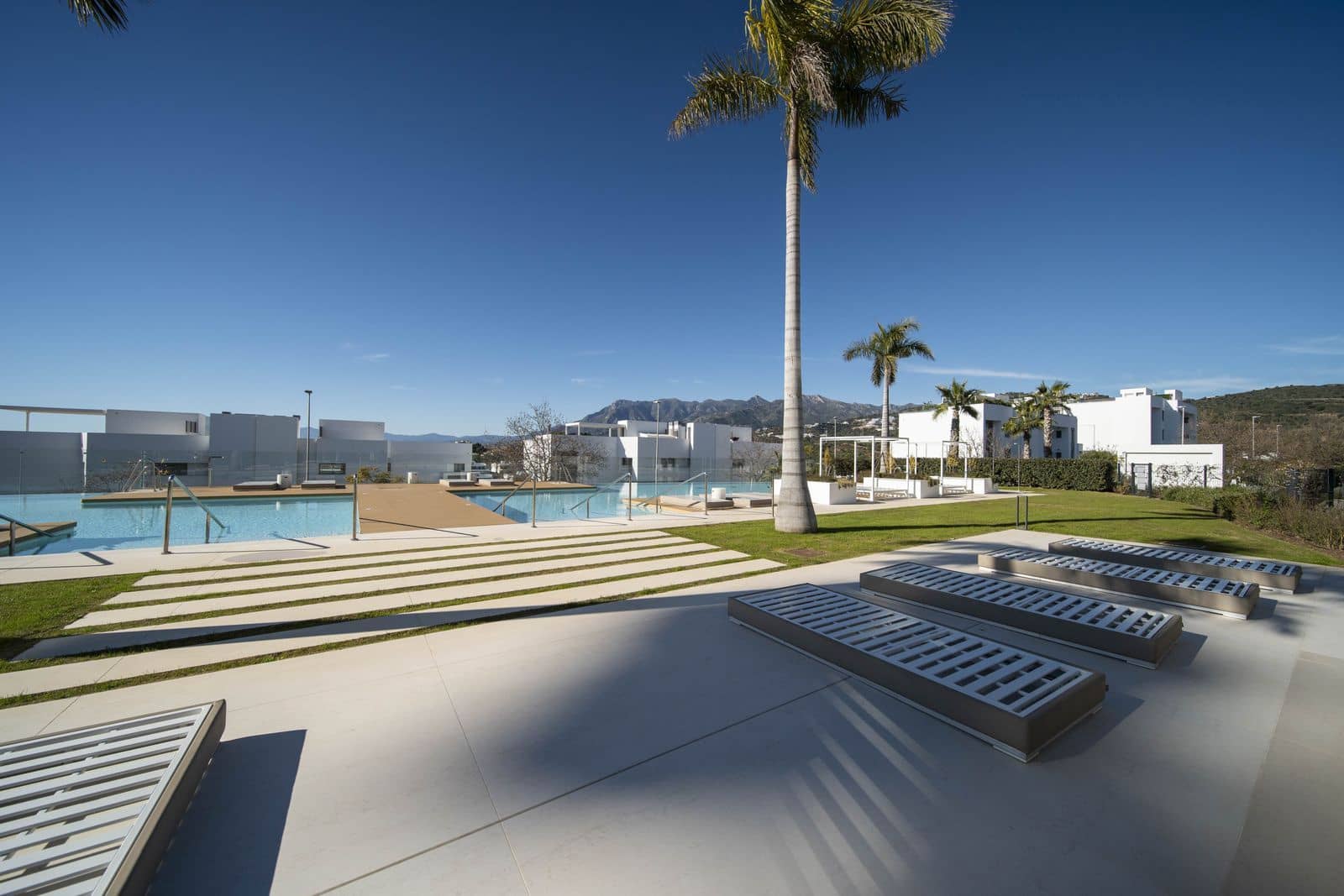 4 quarto Moradia Geminada para venda em Marbella - 2 450 000 € (Ref: 9512147)