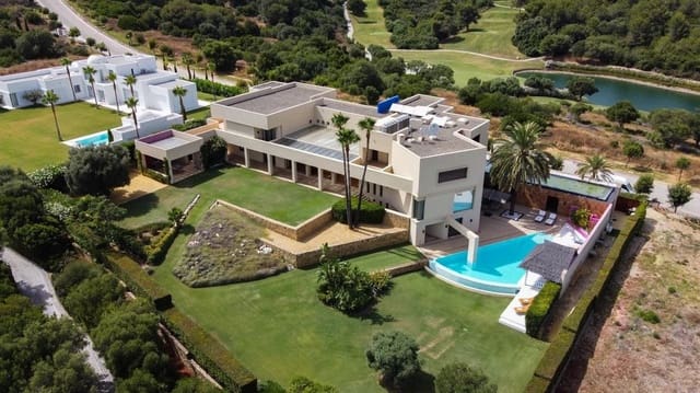6 soveværelse Villa til salg i Sotogrande, San Roque - € 5.750.000 (Ref: 9518667)