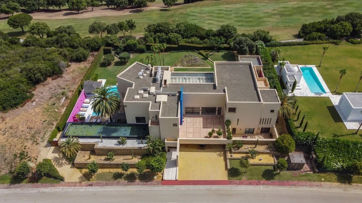 6 soveværelse Villa til salg i Sotogrande - € 5.750.000 (Ref: 9518667)