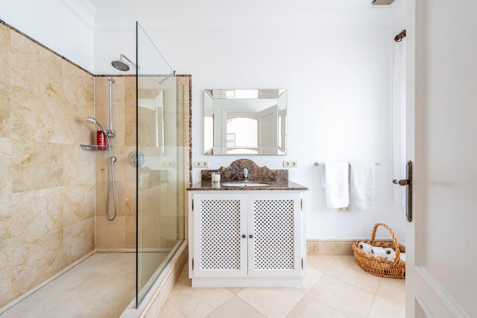 7 bedroom Villa for sale in Sotogrande - € 5,200,000 (Ref: 9518668)