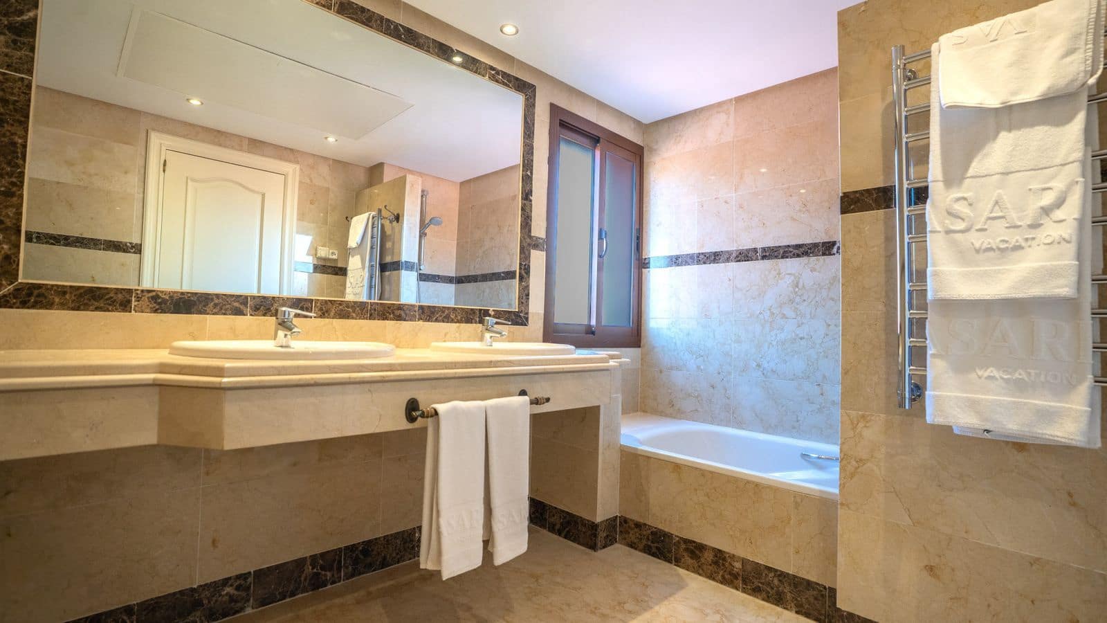 2 soverom Penthouse til salgs i Puerto Banus - € 850 000 (Ref: 9518669)