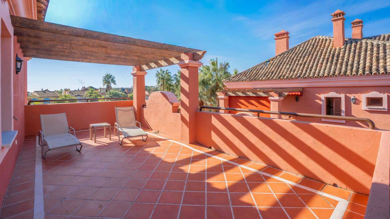 2 soverom Penthouse til salgs i Puerto Banus - € 850 000 (Ref: 9518669)