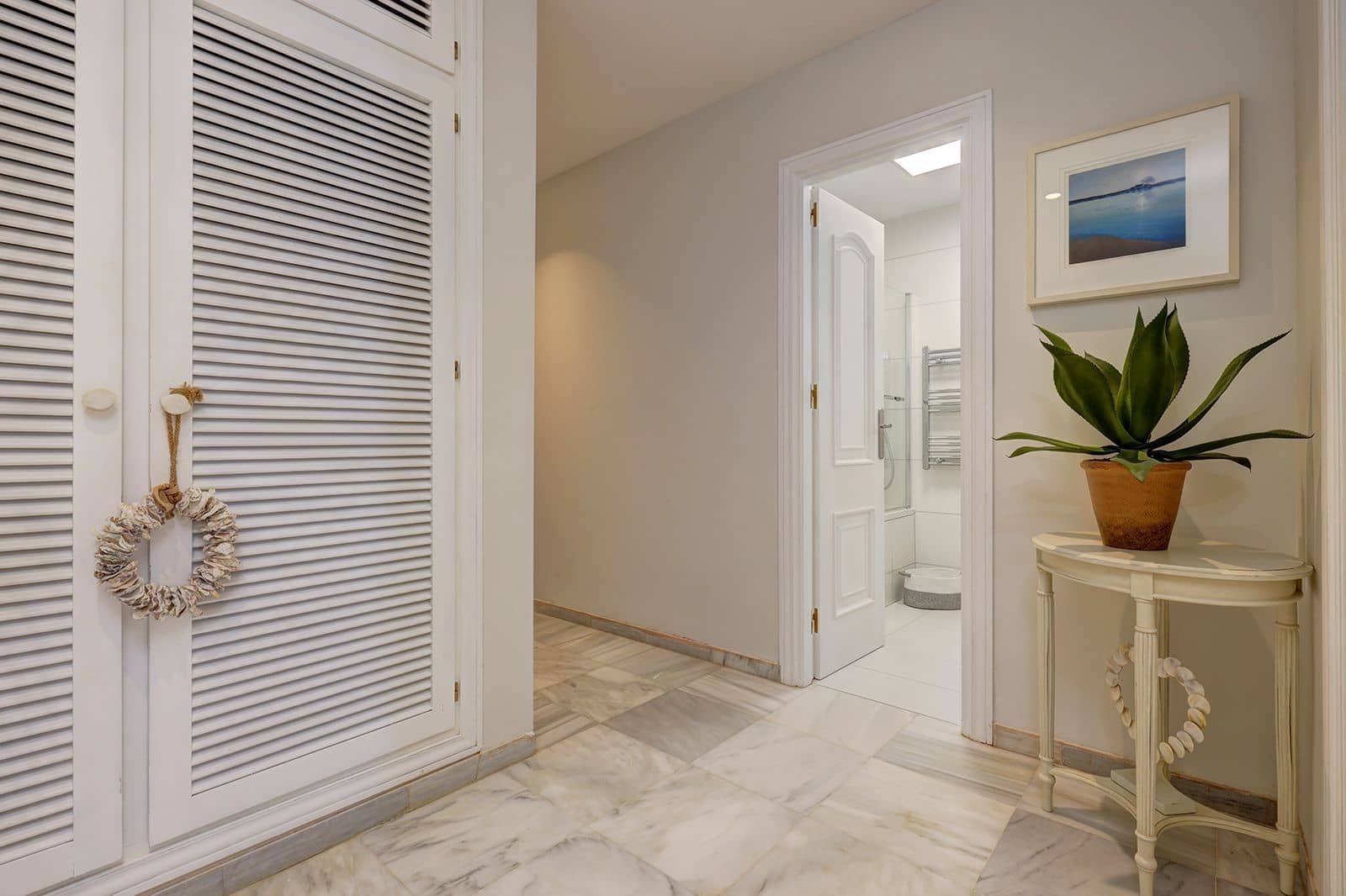 4 bedroom Villa for sale in Calahonda - € 1,275,000 (Ref: 9518674)