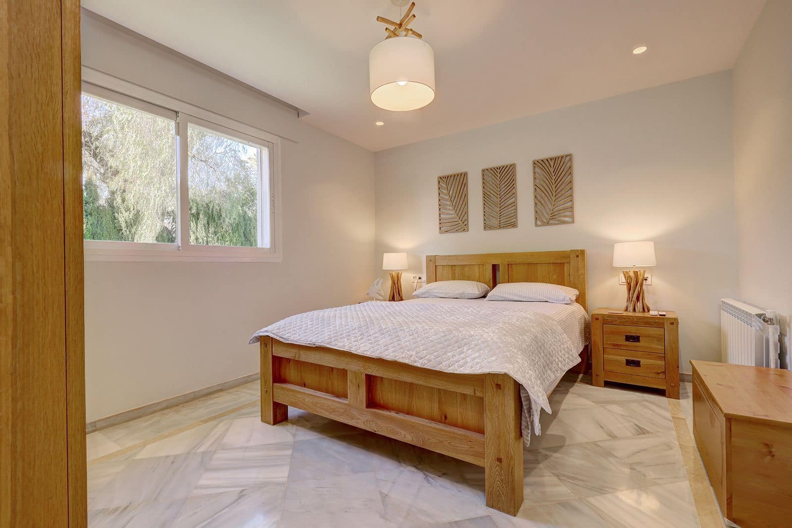 4 bedroom Villa for sale in Calahonda - € 1,275,000 (Ref: 9518674)