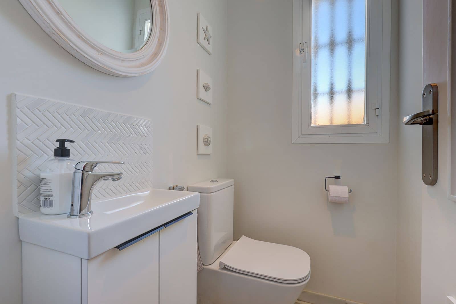 4 bedroom Villa for sale in Calahonda - € 1,275,000 (Ref: 9518674)