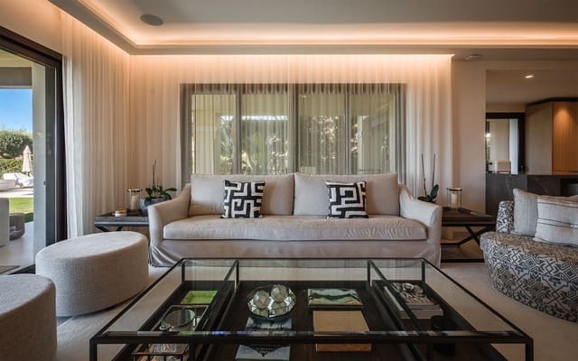 4 soverom Leilighet til salgs i Nueva Andalucia, Marbella - € 3 995 000 (Ref: 9518694)