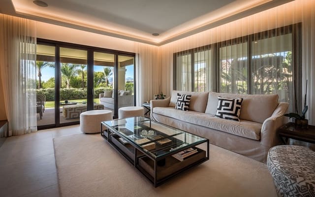 4 soverom Leilighet til salgs i Nueva Andalucia, Marbella - € 3 995 000 (Ref: 9518694)