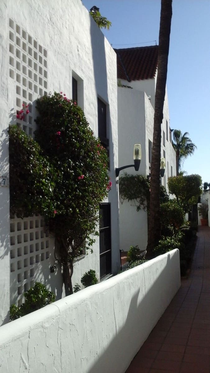 3 soverom Leilighet til salgs i Nueva Andalucia - € 540 000 (Ref: 9518701)