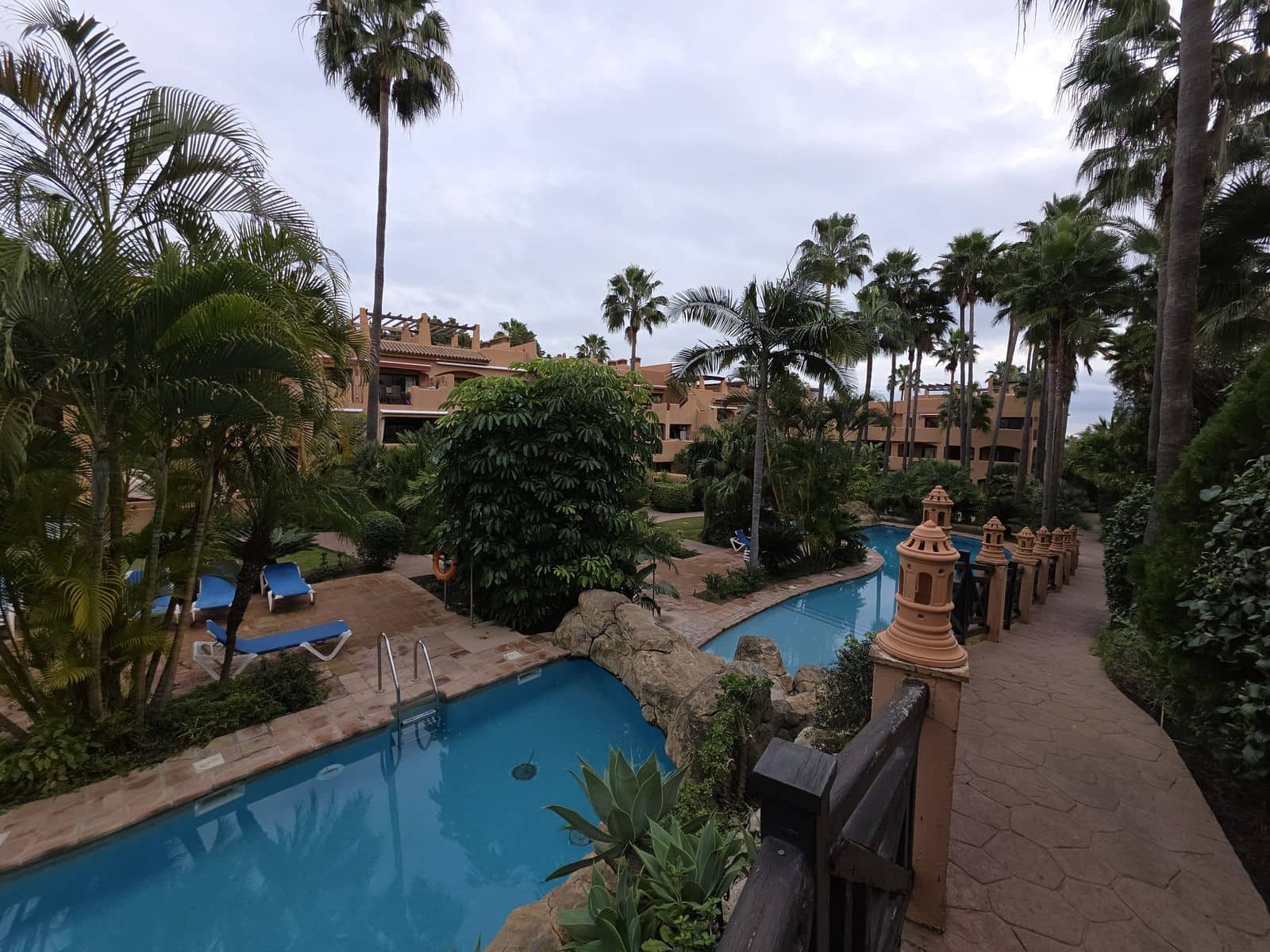 2 soverom Penthouse til salgs i Benahavis - € 385 000 (Ref: 9518789)