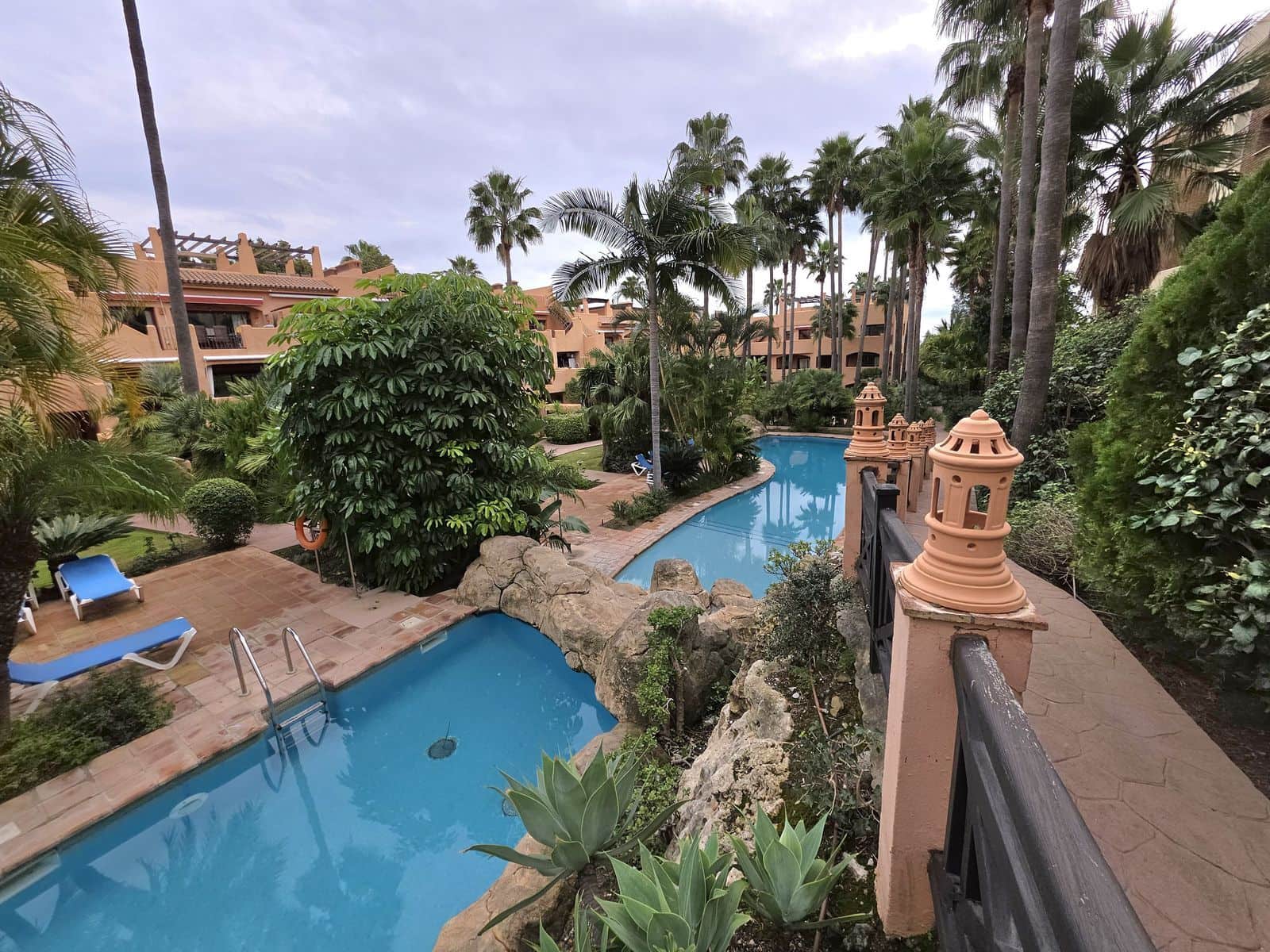 2 soverom Penthouse til salgs i Benahavis - € 385 000 (Ref: 9518789)