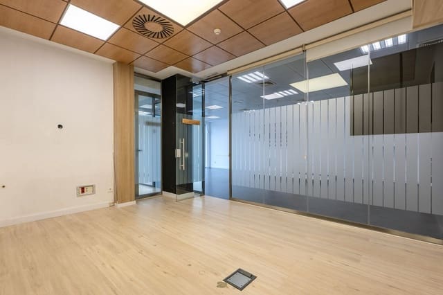 4 soveværelse Erhverv til salg i Mijas Costa, Mijas - € 590.000 (Ref: 9527208)