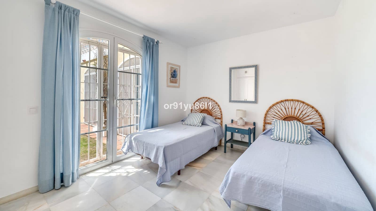 3 makuuhuone Huvila myytävänä paikassa Benahavis - 1 550 000 € (Ref: 9527209)