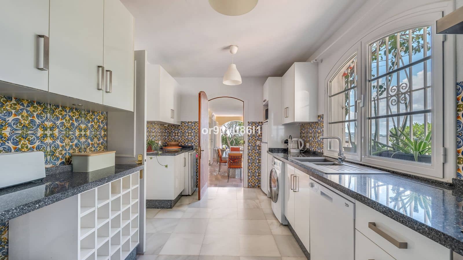 3 makuuhuone Huvila myytävänä paikassa Benahavis - 1 550 000 € (Ref: 9527209)