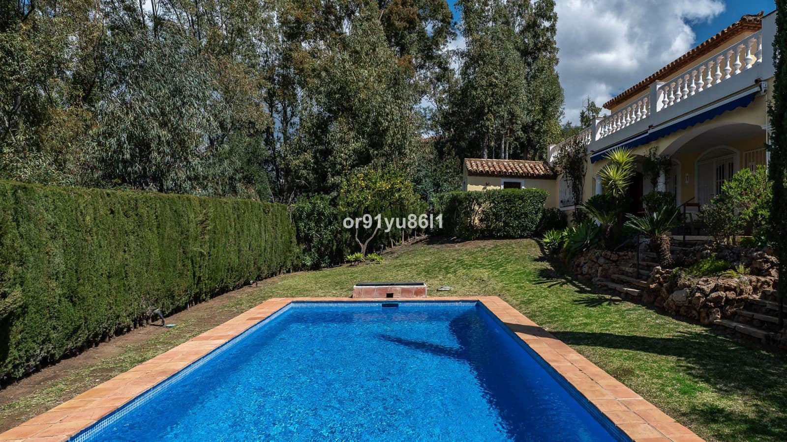 3 makuuhuone Huvila myytävänä paikassa Benahavis - 1 550 000 € (Ref: 9527209)