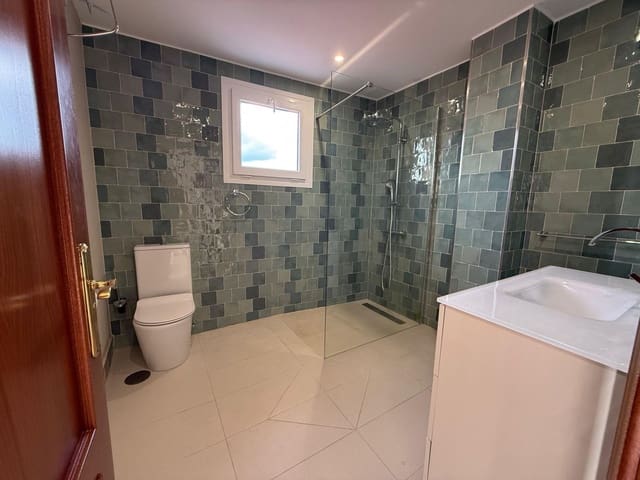 3 soveværelse Penthouse til salg i San Pedro de Alcantara, Marbella - € 590.000 (Ref: 9527214)