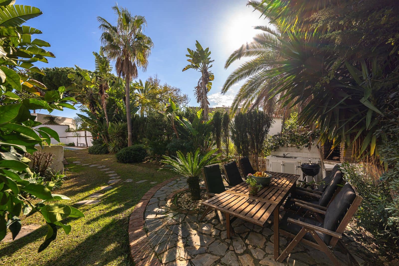 5 sypialnia Willa na sprzedaż w Marbesa - 1 290 000 € (Ref: 9527227)